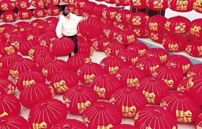 依托傳統技藝村民實現家門口就業增收